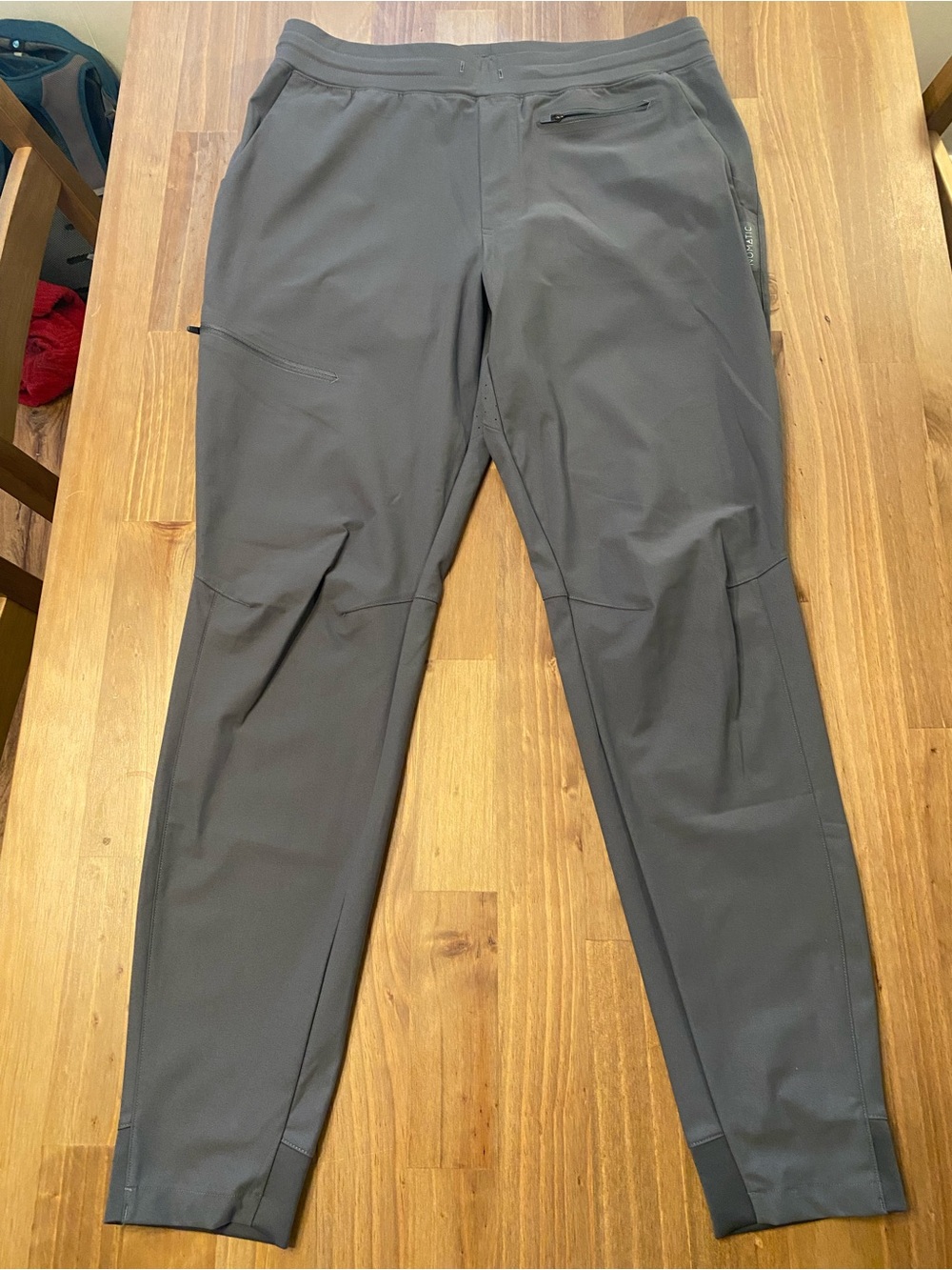 Nomatic Outset Jogger - Gray, medium
